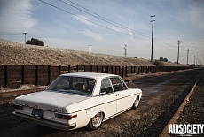 Клуб любителей соток: Audi 100LS и винтажные диски Rotiform LHR